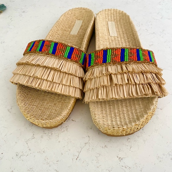 NWOT Farm Rio Caramel Beaded Fringe Sandals Slides In Natural Raffia Size 10 - Picture 2 of 4